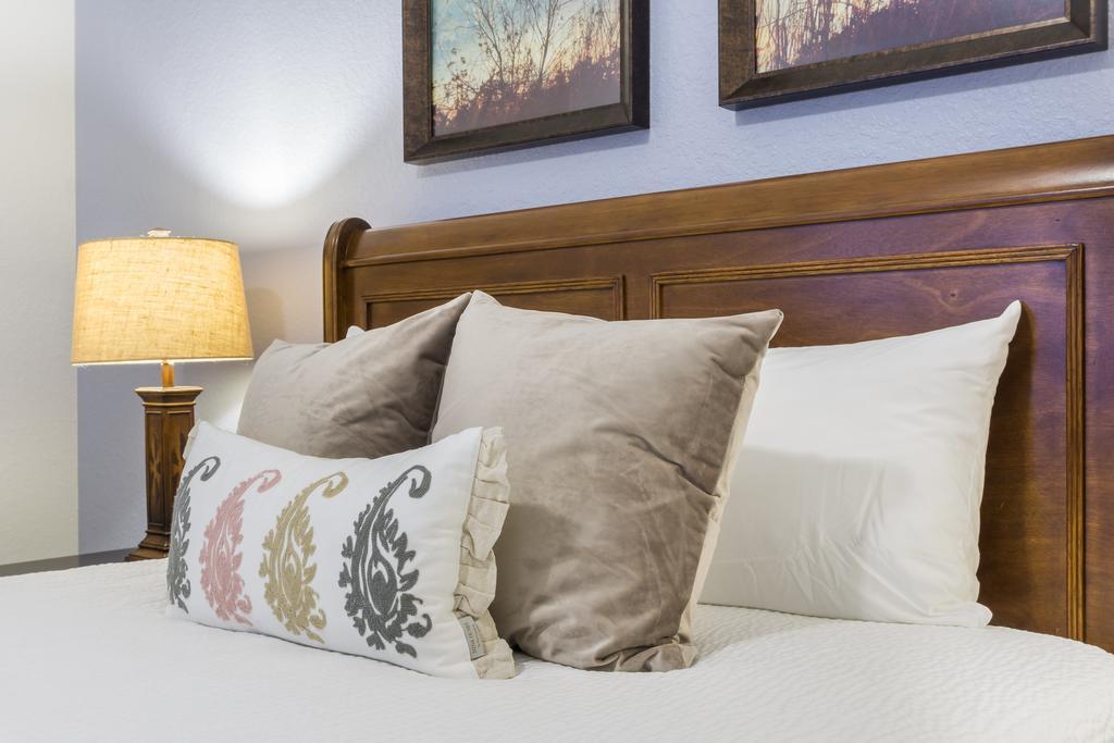 Orlando Escape 3*