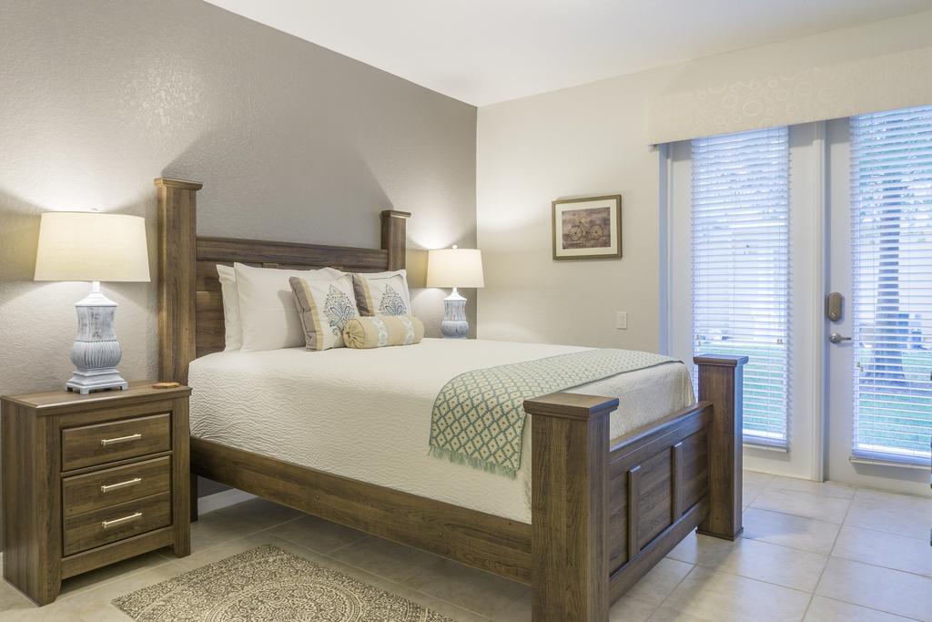 Orlando Escape 3*